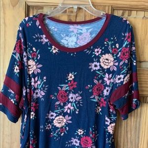 Maurice’s 24/7 Baseball Tee size 0